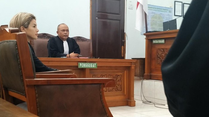Sidang Nikita Mirzani di PN Jaksel. (Foto: Bil Wahid/detikcom)