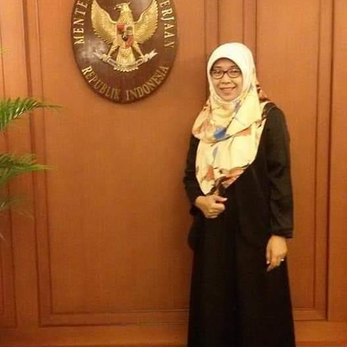sitti hikmawatty