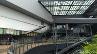 Sebelumnya, sekelompok warga merangsek masuk ke AEON Mall Jakarta Garden City 9JGC) Cakung, Jakarta Timur.