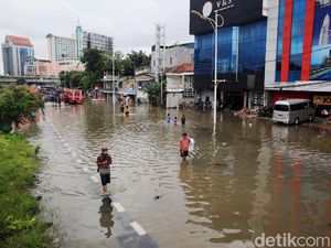 Banjir Lagi, Tips Agar Kaki Nggak Kena Jamur Ini Perlu Dicoba