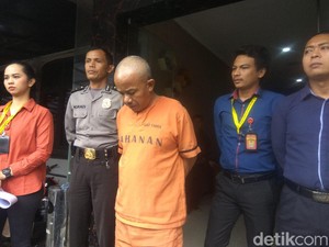 Modus Dukun Pemerkosa 2 Anak Tiri: Pamer Kapak dan Teror Layani Saya