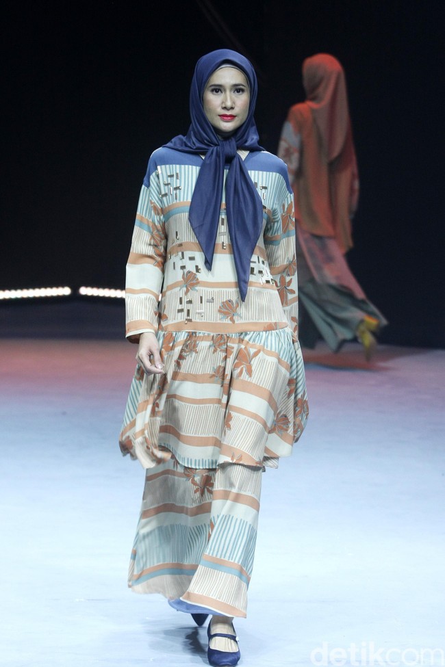 Koleksi terbaru KAMI bertajuk Cadiya di Muslim Fashion Festival 2020, Jakarta Convention Center, Jakarta, Sabtu [22/2/2020]. Foto: Mohammad Abduh/Wolipop