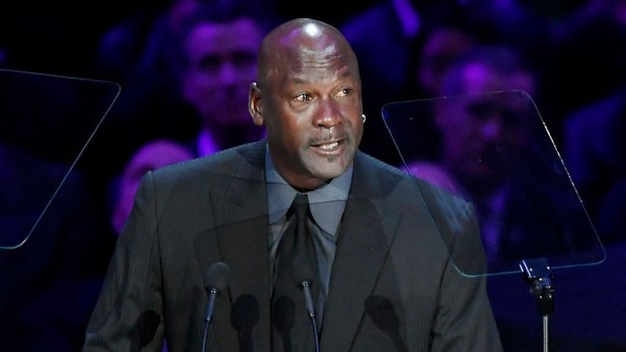 Michael Jordan LOS ANGELES, CALIFORNIA - FEBRUARY 24: Michael Jordan speaks during The Celebration of Life for Kobe & Gianna Bryant at Staples Center on February 24, 2020 in Los Angeles, California. (Photo by Kevork Djansezian/Getty Images)