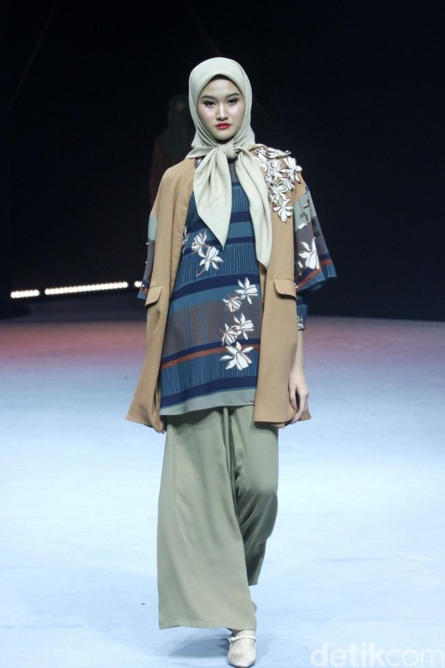 Koleksi terbaru KAMI bertajuk Cadiya di Muslim Fashion Festival 2020, Jakarta Convention Center, Jakarta, Sabtu [22/2/2020]. Foto: Mohammad Abduh/Wolipop
