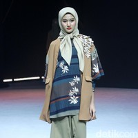Koleksi terbaru KAMI bertajuk Cadiya di Muslim Fashion Festival 2020, Jakarta Convention Center, Jakarta, Sabtu [22/2/2020]. Foto: Mohammad Abduh/Wolipop