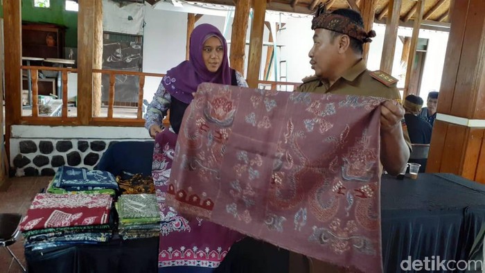 Batik Kasumedangan