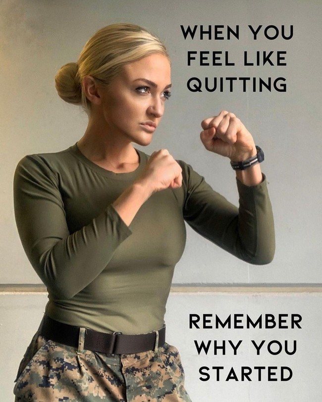 Namun jangan memandang miring atau sebelah mata. Brie memiliki kemampuan bela diri yang handal. Wanita asal Ohio, Amerika Serikat itu pemegang sabuk hitam yang bisa melawan musuh tanpa senjata.  Foto: dok. Instagram