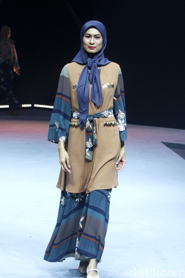 Koleksi terbaru KAMI bertajuk Cadiya di Muslim Fashion Festival 2020, Jakarta Convention Center, Jakarta, Sabtu [22/2/2020]. Foto: Mohammad Abduh/Wolipop