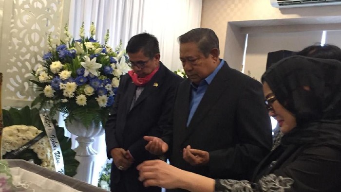SBY melayat Ventje