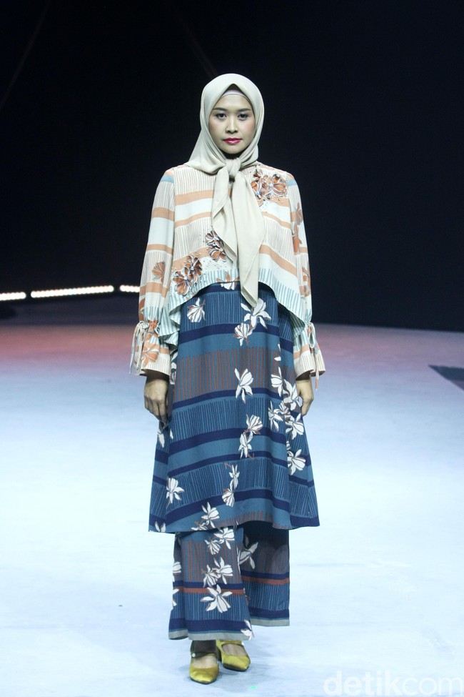 Koleksi terbaru KAMI bertajuk Cadiya di Muslim Fashion Festival 2020, Jakarta Convention Center, Jakarta, Sabtu [22/2/2020]. Foto: Mohammad Abduh/Wolipop