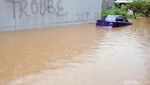 Banjir Kembali Rendam Perumahan Pondok Gede Permai