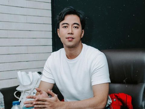 Perawatan Wajah Praktis Ala Vidi Aldiano