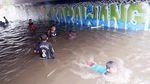 Underpas Gonggo Karawang Jadi Kolam Renang Dadakan