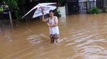 Komplek Billymoon Pondok Kelapa Terendam Banjir Setinggi 80 Cm
