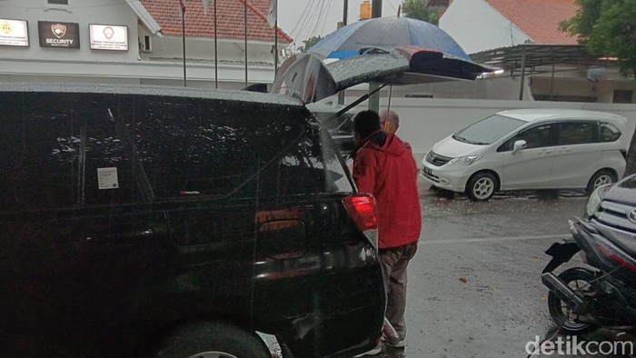 kpk di kantor pengacara Rahmat and Partner surabaya