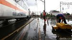 Wesel Kebanjiran, Perjalanan KA di Stasiun Pasar Senen Terganggu