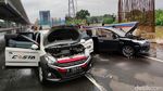 Potret Kemacetan di Tol Jakarta Cikampek Akibat Banjir