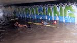 Underpas Gonggo Karawang Jadi Kolam Renang Dadakan