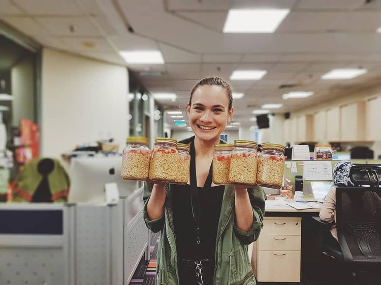 Aishah Sinclair, Adik Ashraf yang Doyan Durian dan Makan Sehat