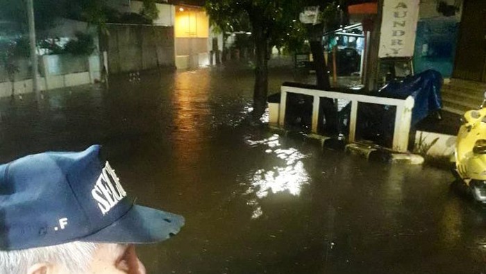 Banjir di Mampang Prapatan