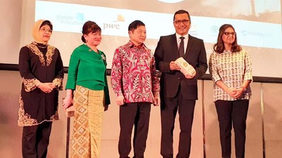 Menteri PPN Hadiri Sustainable Business Awards