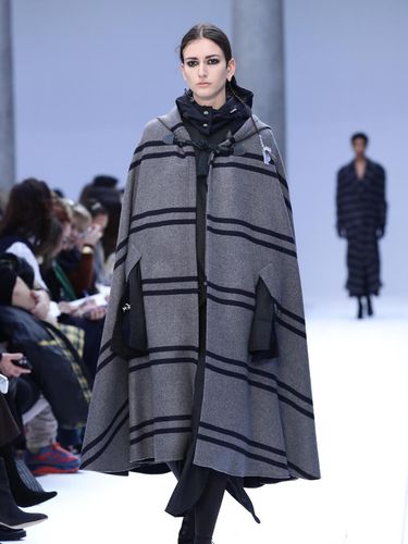 5 Fashion Show Dunia Terpaksa Batal karena Wabah Virus Corona