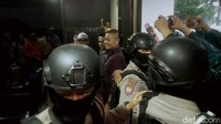 Plt Jubir KPK Ali Fikri kepada wartawan, Selasa (25/2/2020) mengatakan belum merinci hasil penggeledahan tersebut. Sebab, penggeledahan itu masing berlangsung.