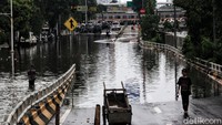 Kawasan ini juga sempat terendam banjir pada 1 Januari 2020 lalu. Namun banjir kali ini tidak separah pada awal tahun lalu.