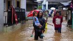 Penampakan Ketinggian Banjir di Rawadas Pondok Kopi