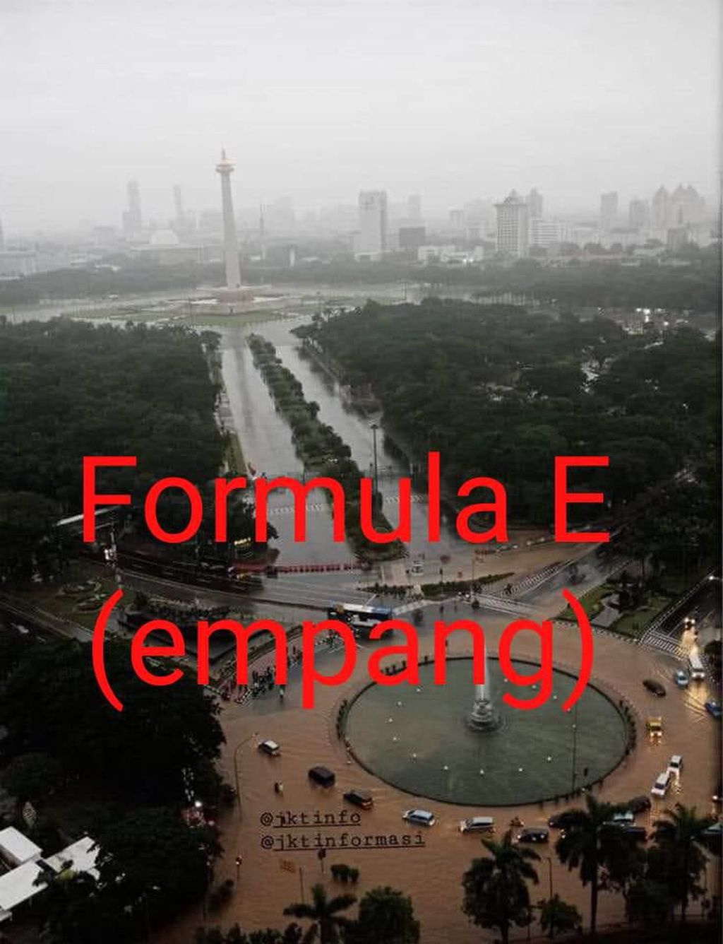 Meme Formula E Di Tengah Banjir