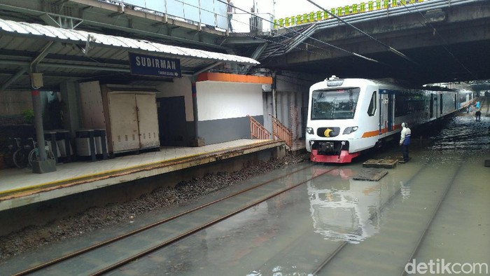 Kondisi di Stasiun Sudirman Selasa (25/2/2020) pukul 10.20 WIB (Sachril Agustin Berutu/detikcom)
