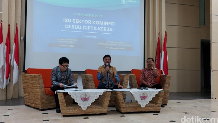Menkominfo Johhny G Plate Menkominfo Johhny G Plate