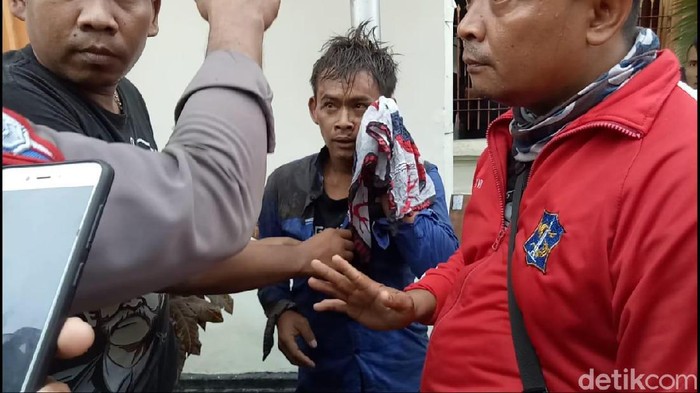 psht geruduk pengadilan negeri surabaya