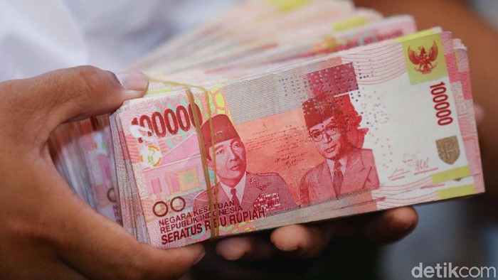 Bank Indonesia (BI) dan Bareskrim Polri hari ini memusnahkan 50.087 lembar uang rupiah palsu di kantor BI, Jakarta Pusat, Rabu (26/2).