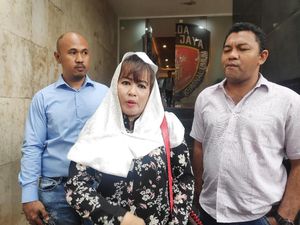 Kurang Bukti, Laporan Dewi Tanjung soal PA 212 Bawa Bendera PKI Ditolak