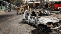 Tak hanya mengakibatkan kerugian materiil, bentrokan yang terjadi di India tersebut dilaporkan juga menewaskan setidaknya 20 orang. AP Photo/Manish Swarup.