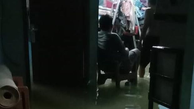 Pak Gubernur RK, Warga Anda di Kranji Bekasi Sudah 24 Jam Kebanjiran