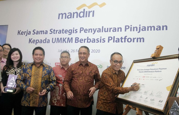 Gandeng Fintech Bank Mandiri Salurkan Kredit Ke Umkm<script async src=
