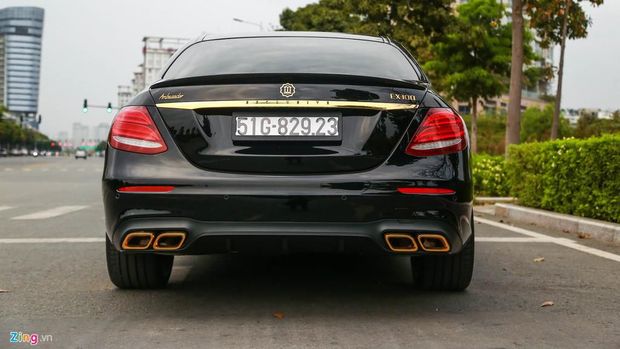 Modifikasi Mercedes-Benz E 300 AMG ala sultan