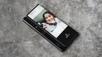 Lalu ada kamera telephoto 8MP f/24, dan ultrawide 16MP f/2.2 serta kamera TOF 3D. Foto: Sina Mobile 