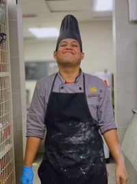 Bersikap Rasis Pada Pelanggan China, Chef Ini Dipecat