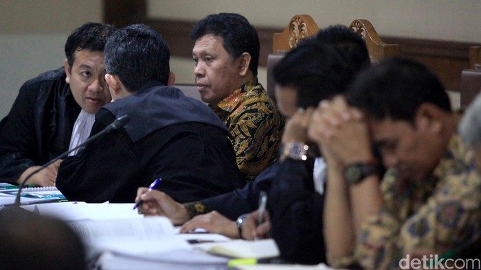 Sidang Lanjutan Kasus Suap Distribusi Gula Eks Dirut PTPN Dolly Pulungan dan eks Direktur Pemasaran PTPN III I Kadek Kertha Laksana jalani sidang lanjutan. Sidang itu terkait kasus suap distribusi gula.