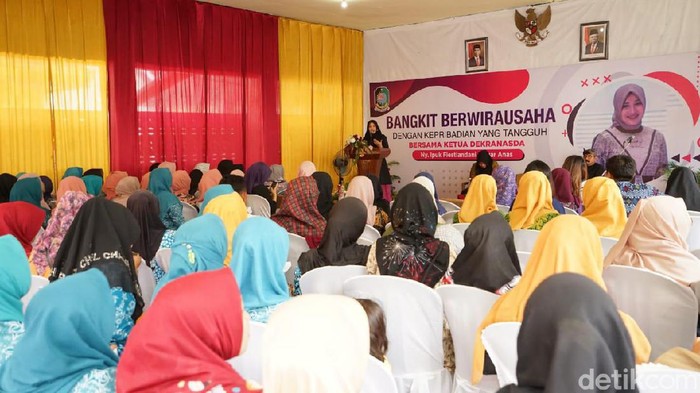 Dani Azwar Anas