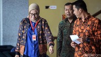 Harun disangkakan KPK memberikan suap kepada Wahyu terkait PAW anggota DPR dari PDIP yang meninggal dunia, yaitu Nazarudin Kiemas. Nama Harun disebut didorong DPP PDIP untuk menggantikan Nazarudin. Padahal, bila mengikuti aturan suara terbanyak di bawah Nazarudin, penggantinya adalah Riezky Aprilia.