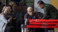 Seperti diketahui, dalam kasus suap PAW anggota DPR ini KPK empat tersangka, yaitu Wahyu Setiawan, Agustiani Tio Fridelina, Saeful, dan Harun Masiku.