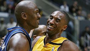 Michael Jordan Menangis Kenang Kobe, Ini Momen Bromance Kedekatan Mereka
