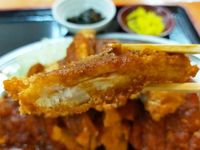 Resto Ini Tawarkan Chicken Katsu Jumbo Menggunung Bersiram Saus