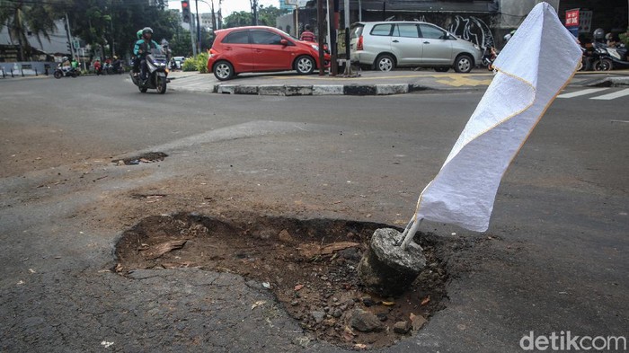 Sering Rusak, Jalan Kebon Sirih Jakpus Bakal Dibeton Tahun Ini