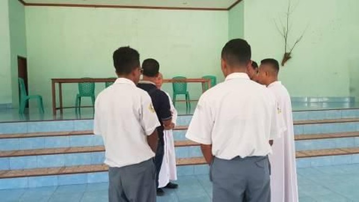 makan tak wajar