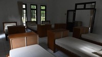 Alasannya karena Pulau Sebaru sempat dipakai sebagai tempat rehabilitasi pecandu narkoba sehingga sudah ada infrastruktur pendukung.